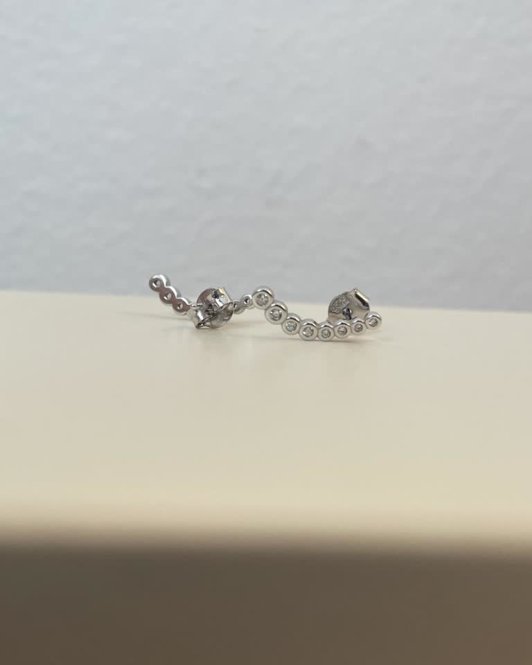 Серьги-гвоздики из серебра 925 проба
