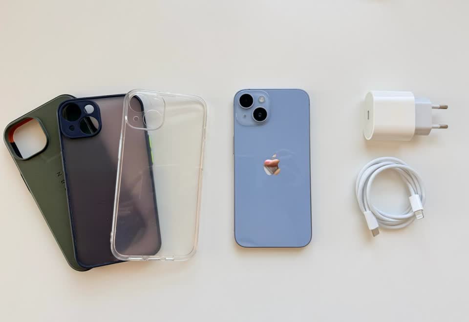 Продаю iPhone 14