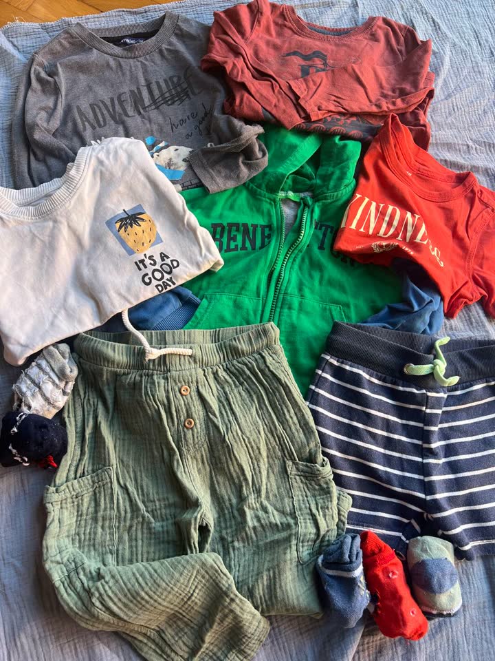 Paket odeće veličine 98-104