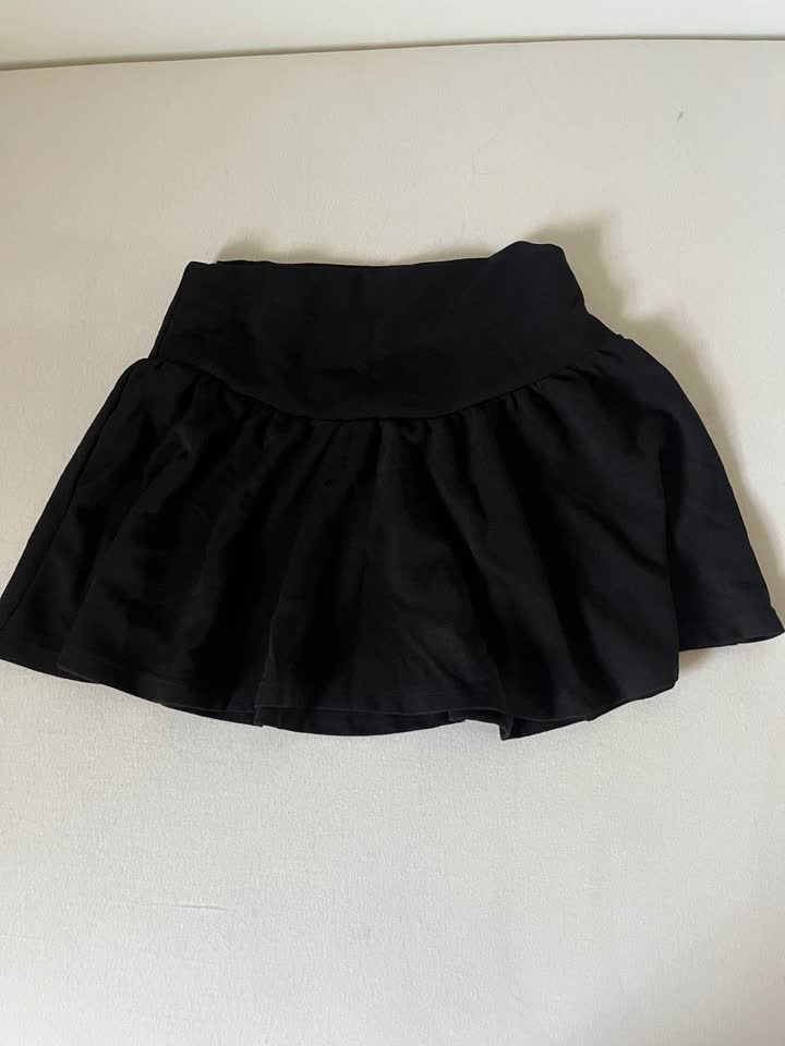 Черная юбка Shein