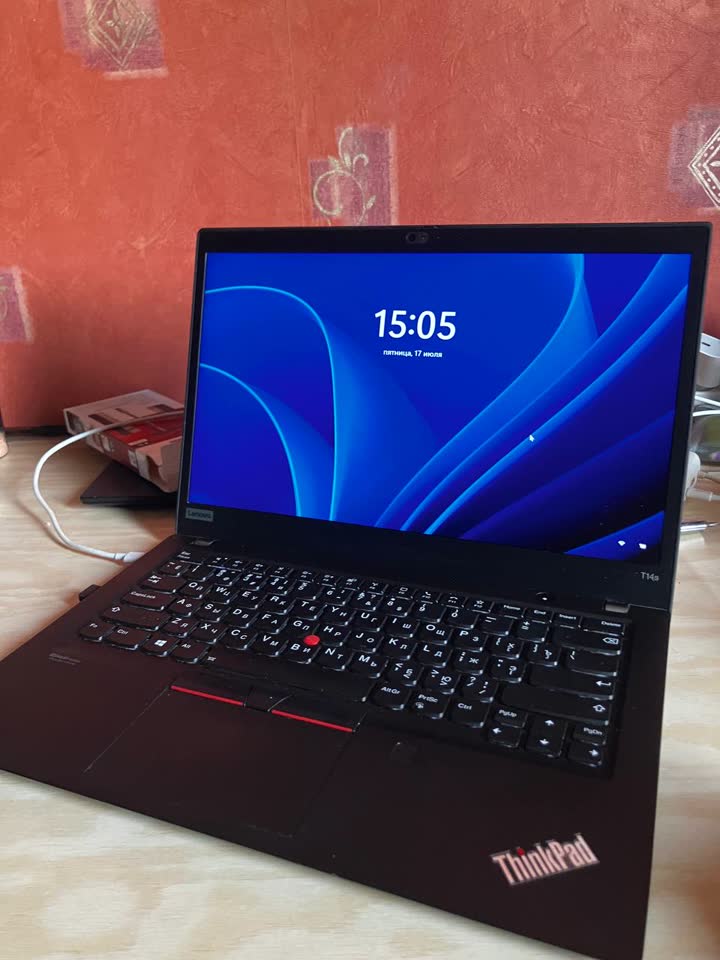 ThinkPad Carbon X1 Gen 5 / Thinkpad T14s Gen 6