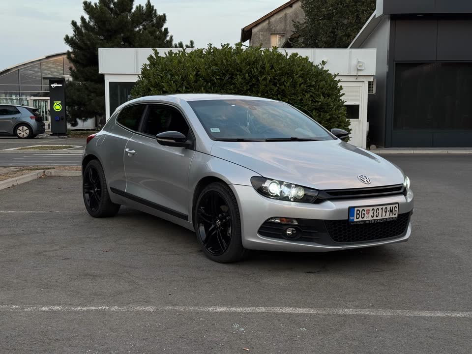 VW Scirocco 2.0 TDI DSG