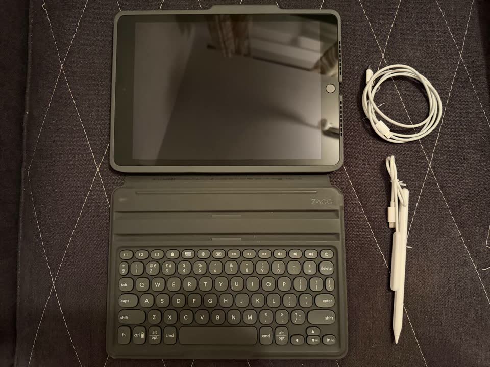Prodajem iPad 9