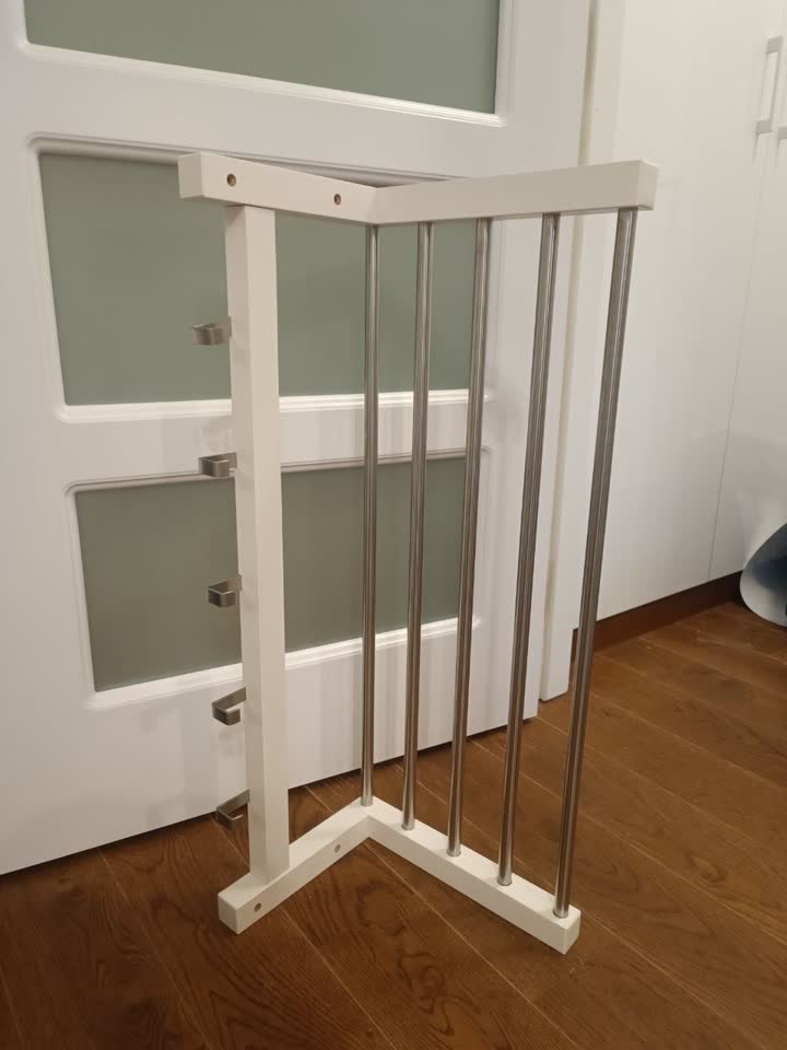 Вешалка IKEA белая
