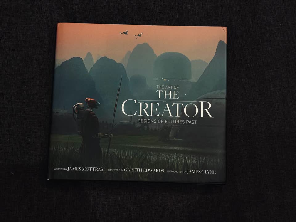 Продам art-book по фильму “The creator”.
