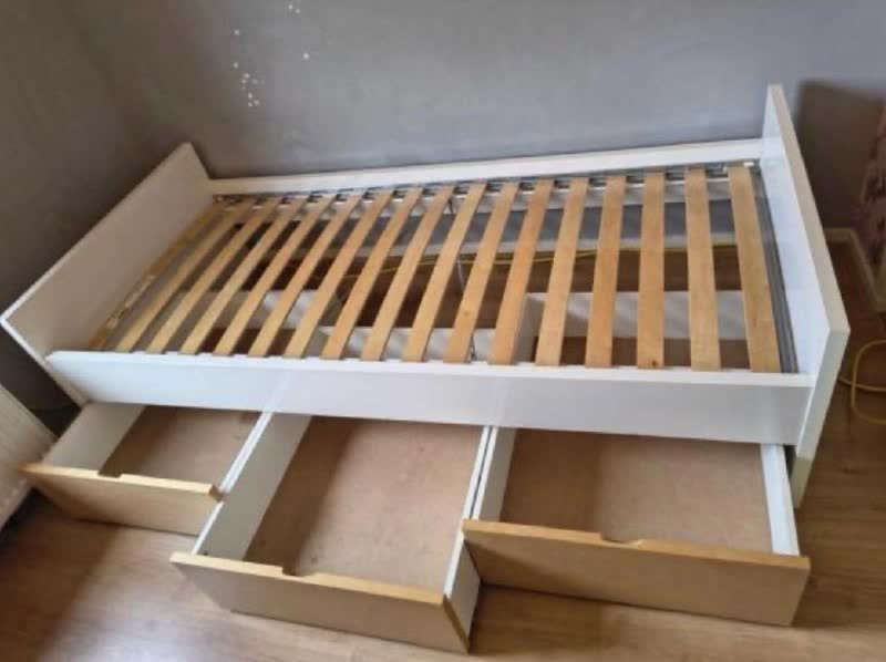 Кровать Ikea Brekke 90*200