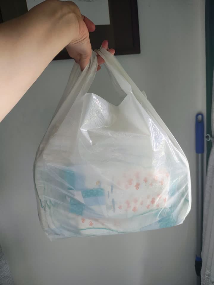 Poklanjam paket pelena broj 3