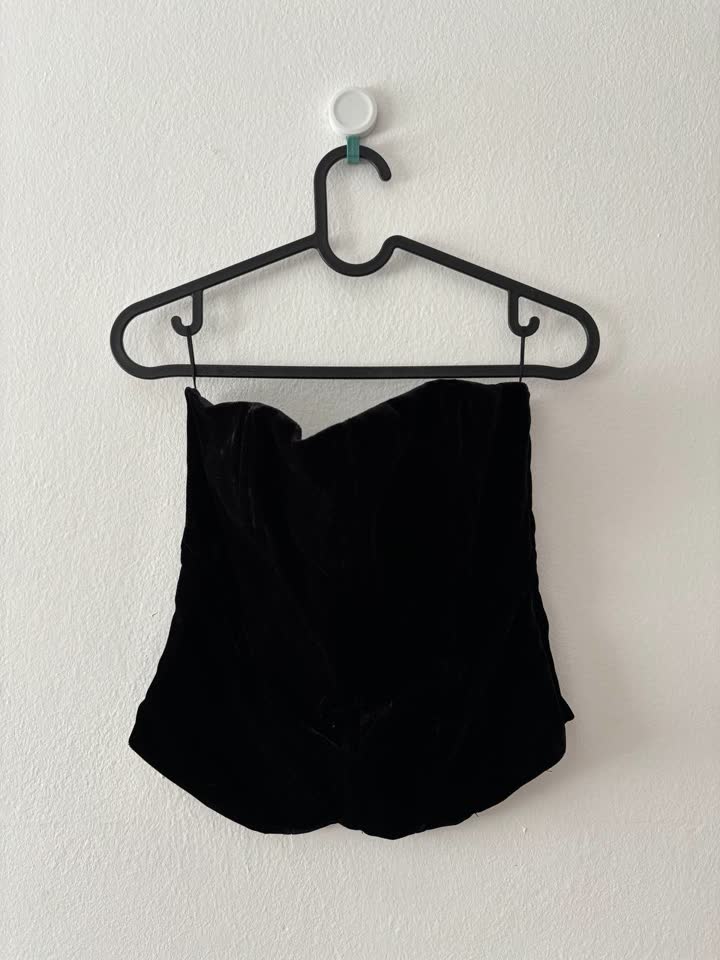 1 Бархатный корсет Zara М 1500 динар