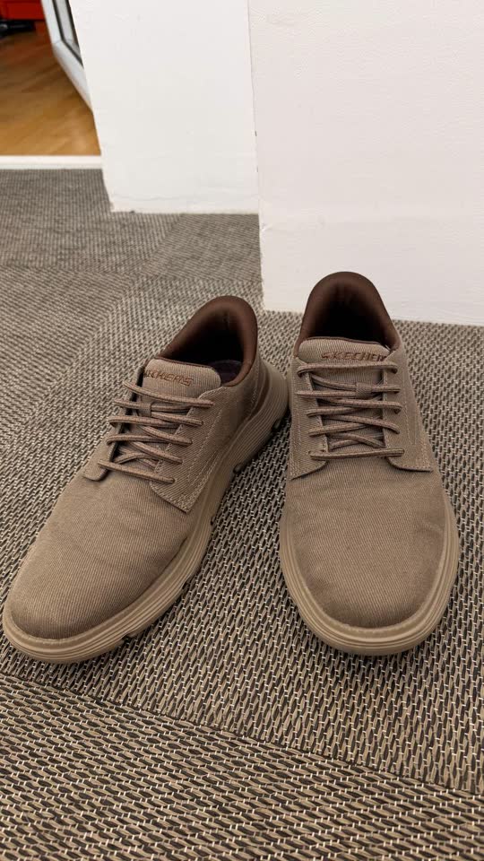Кроссовки Skechers мужские 43 размер (28см)