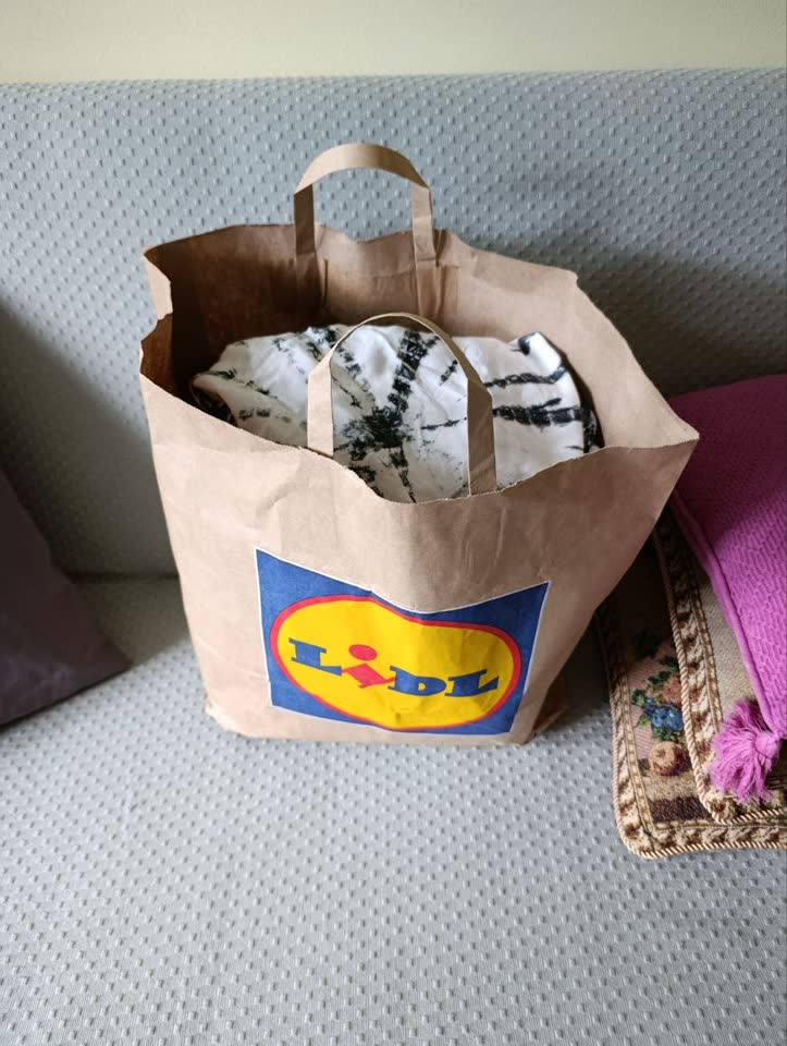 Paket ženskih stvari