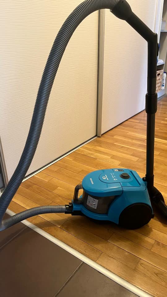 Продам пылесос Samsung Air Track SC4320 1600 W
