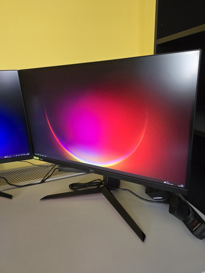 Продаю монитор LG 27GP850-B