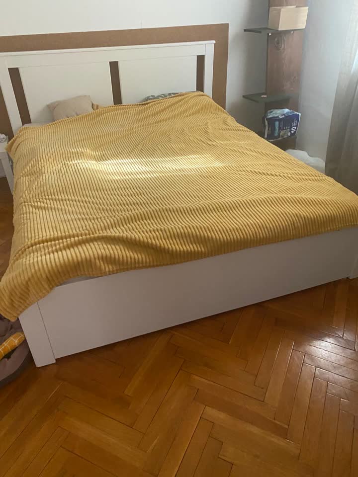 Кровать большая IKEA 160x200 с матрасом