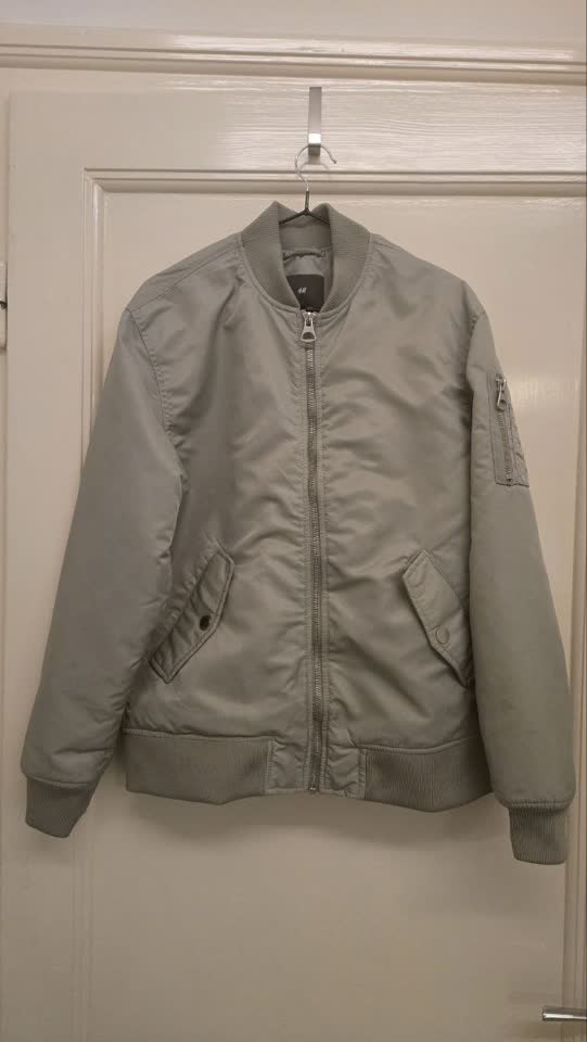 Бомбер H&M