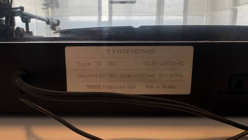 Продаю проигрыватель Thorens TD 180