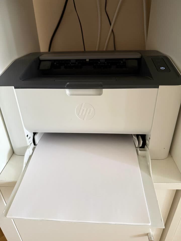 Prodajem printer hp laser 107w