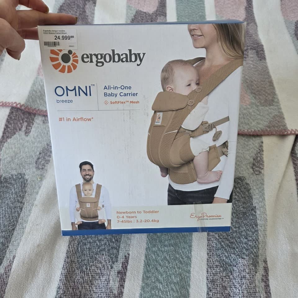 Prodajem polovan ergonomski nosiljku Ergobaby Omni Breeze