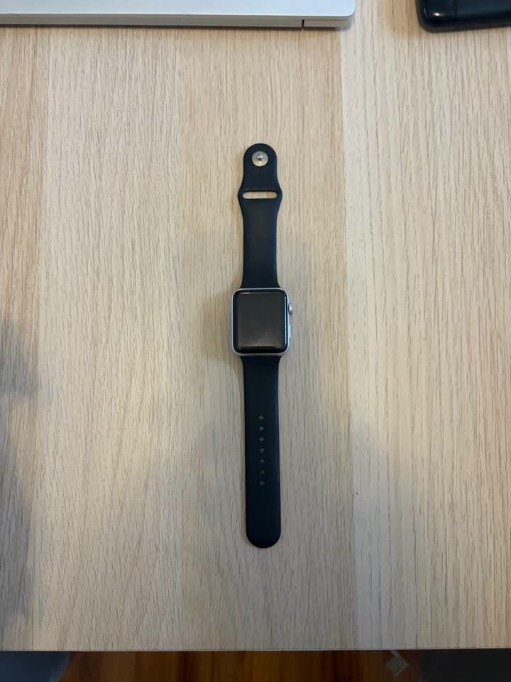 Apple watch Series 3, 42mm - 4000