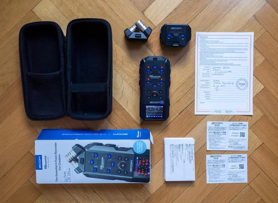 Продам рекордер Zoom H6essential + сменную голову Zoom EXH-6e