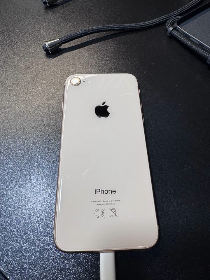 iPhone 8 64Гб