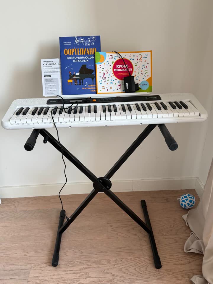 Prodajem klavir Casio CT-S200 Casiotone