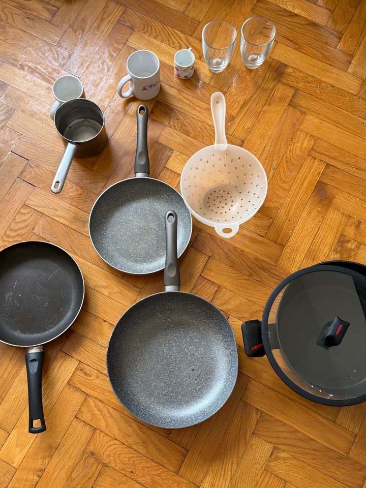 Любая жестянка/пластик 150 динар