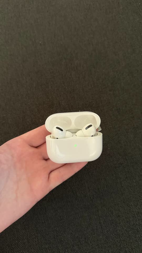 Originalne slušalice AirPods Pro prve generacije