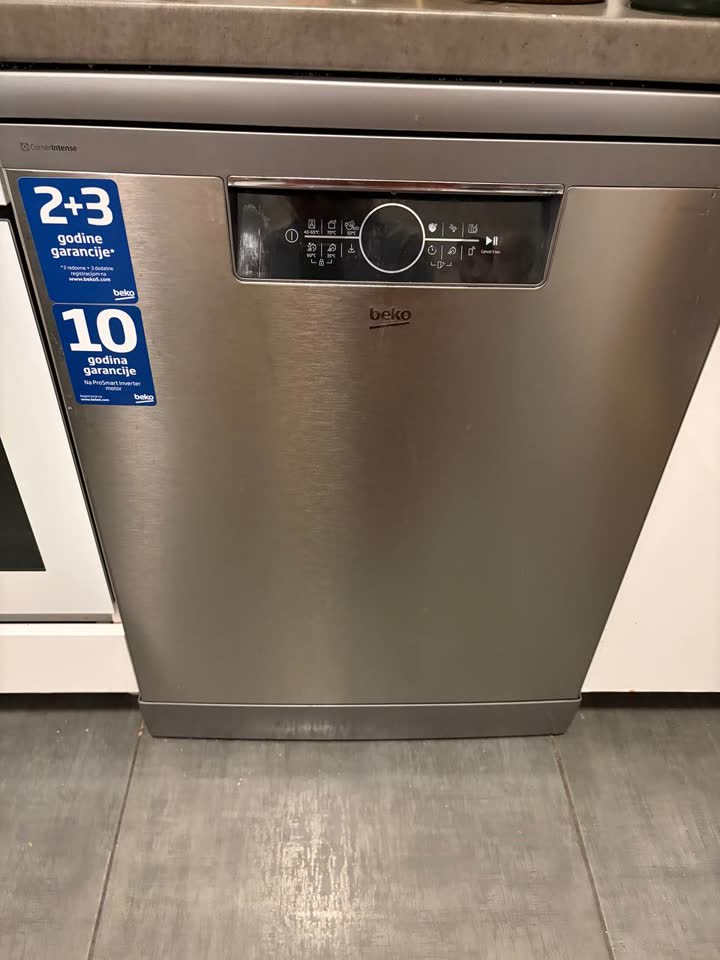 Mašina za pranje sudova Beko