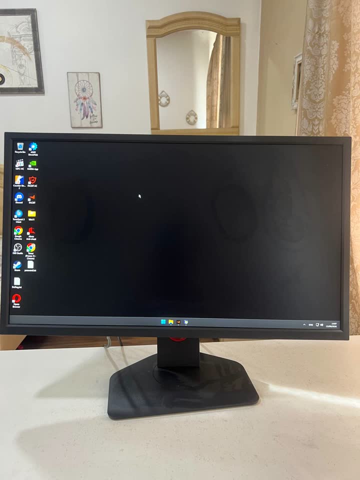 Prodajem monitor BenQ Zowie XL2566K — 330 €