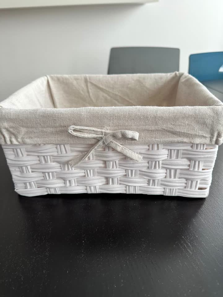 Korpa za odlaganje sa uklonjivom lanenom postavom