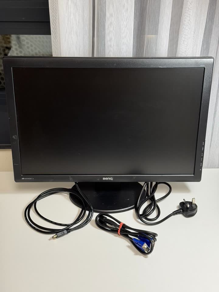Монитор BenQ G2251T
