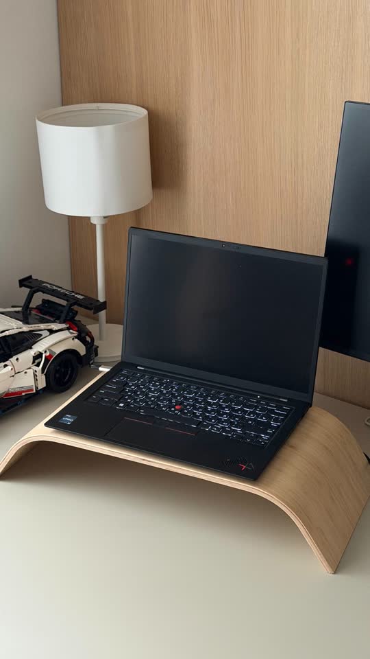 IKEA stalak za laptop