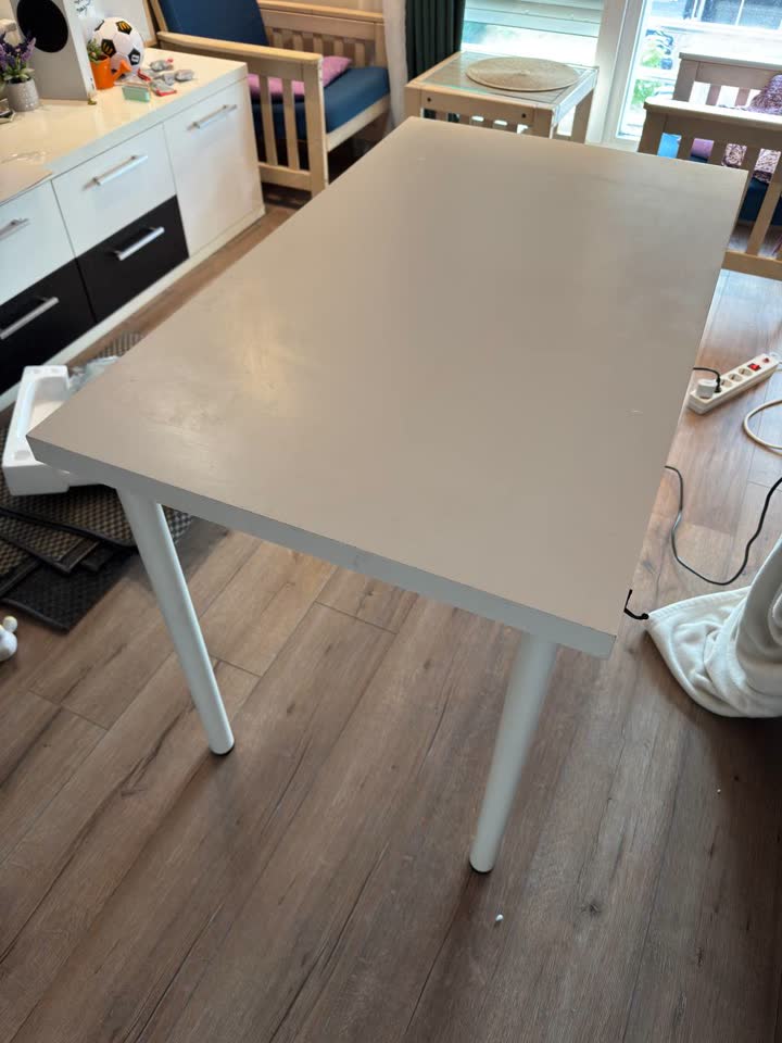 Стол Ikea