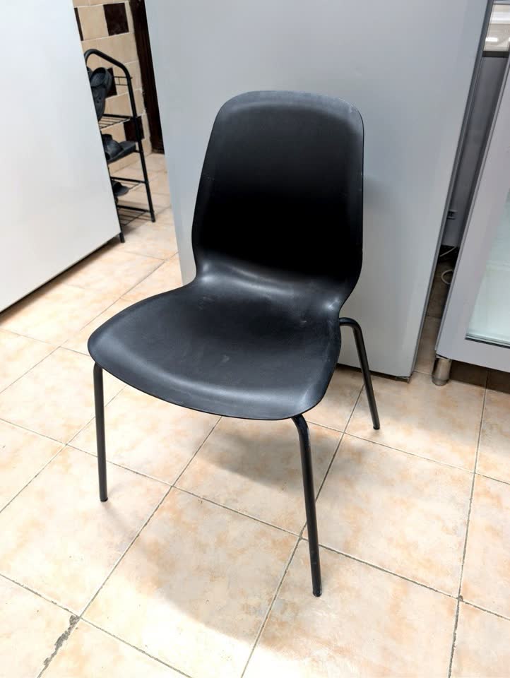 Стулья IKEA SKÅLSTA — 6 шт