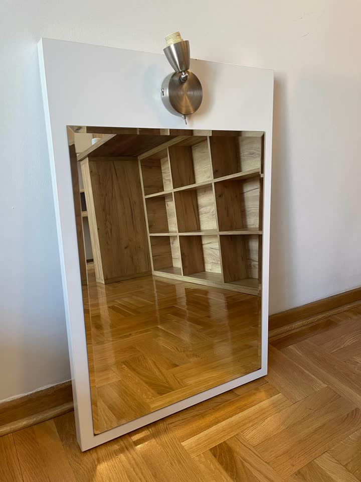Зеркало. 500 динар. Размеры на фото.