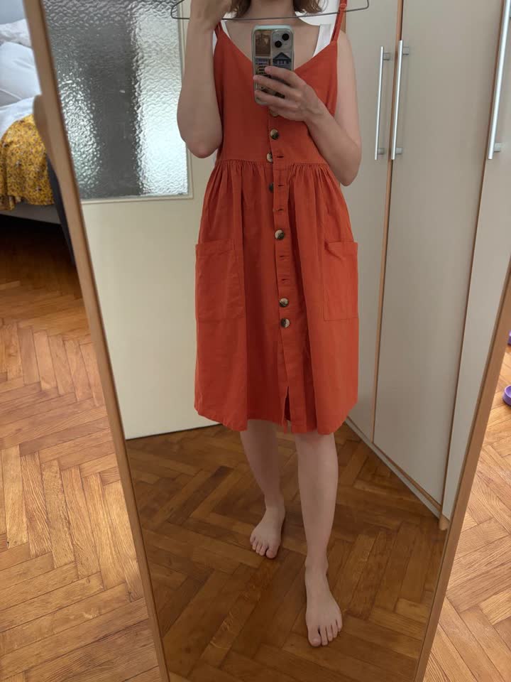 Каждая вещь по 250 динаров. Все XS