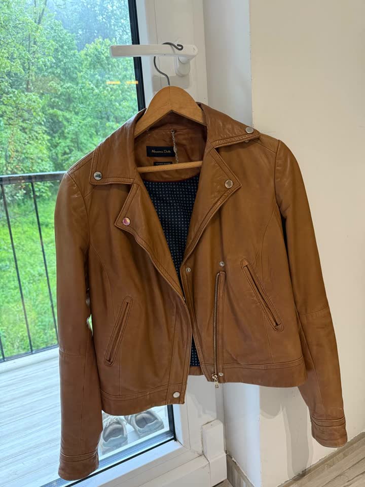Кожаная куртка Massimo dutti
