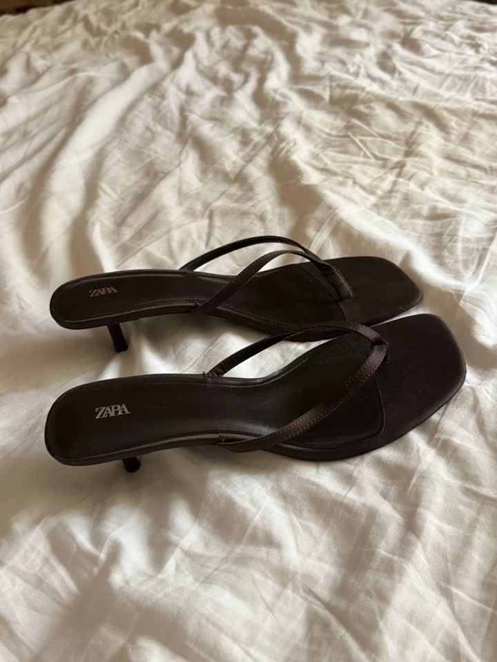 Босоножки Zara чисто новые