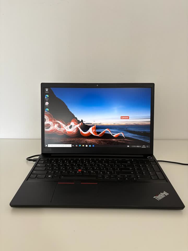 Laptop Lenovo ThinkPad E15