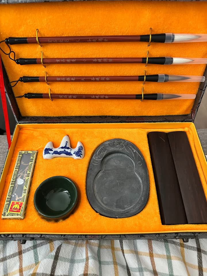 Set za kaligrafiju