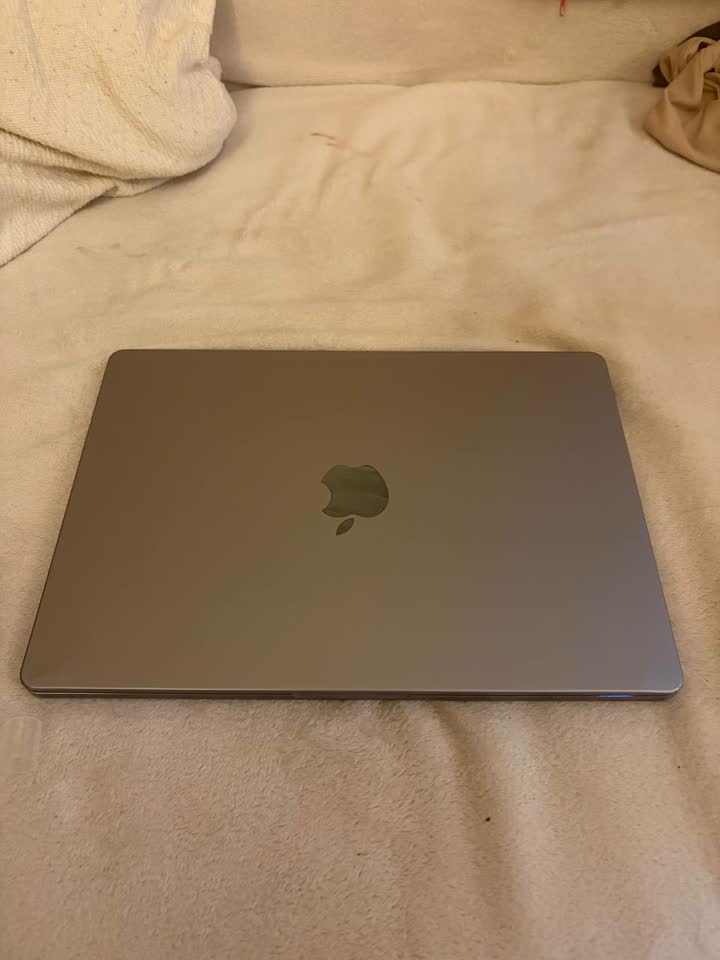 Mac Book Pro 14 (2021)