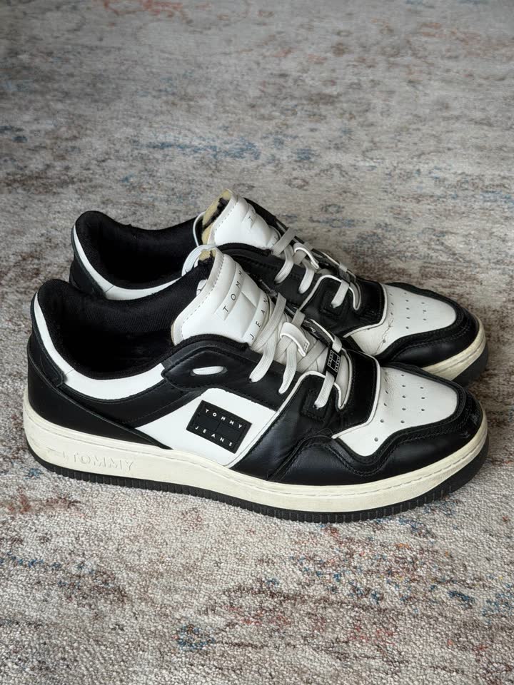 Patike Tommy Hilfiger - veličina 43