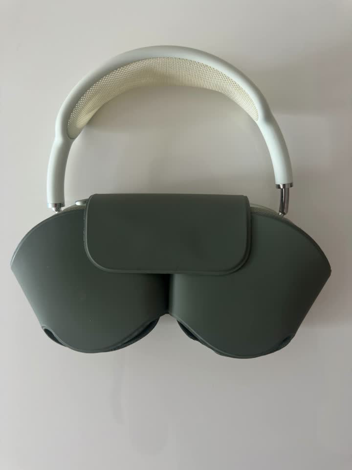 AirPods Max