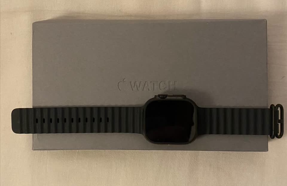 Продам Apple Watch Ultra 2 49mm ti black ocean band