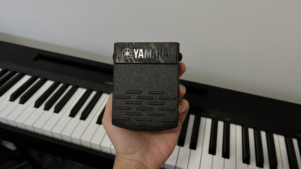 Цифровое пианино Yamaha P-145