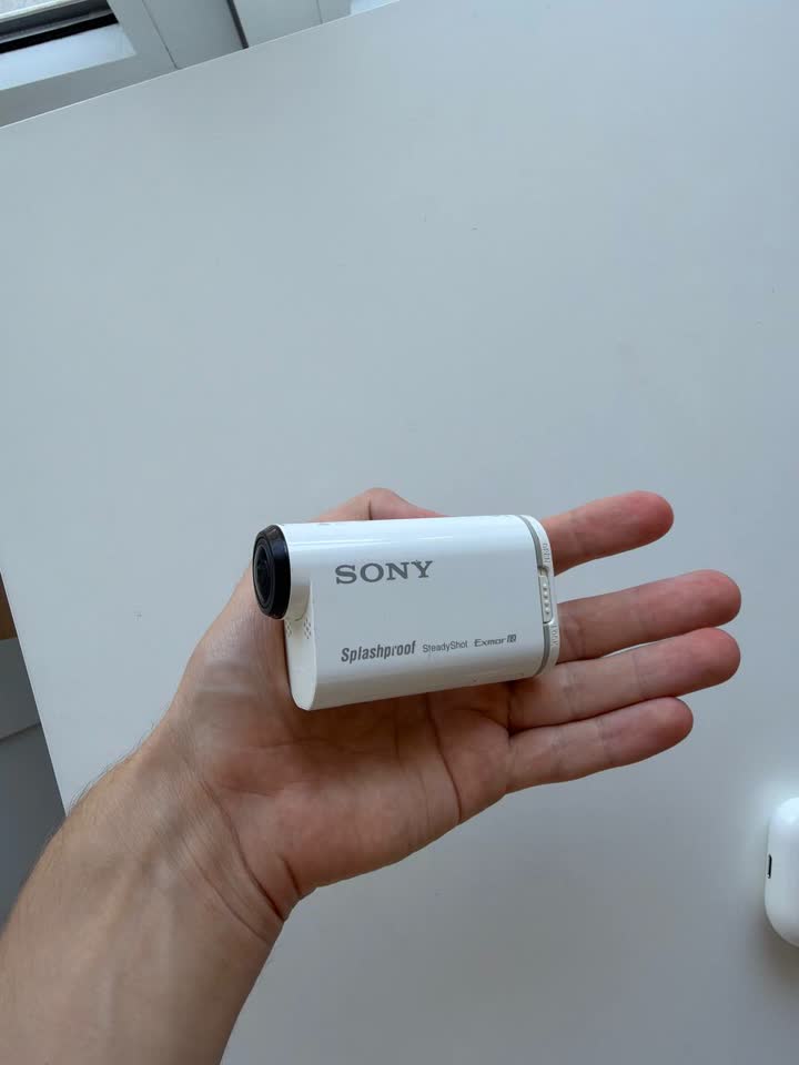 Akciona kamera Sony HDR-AS200V