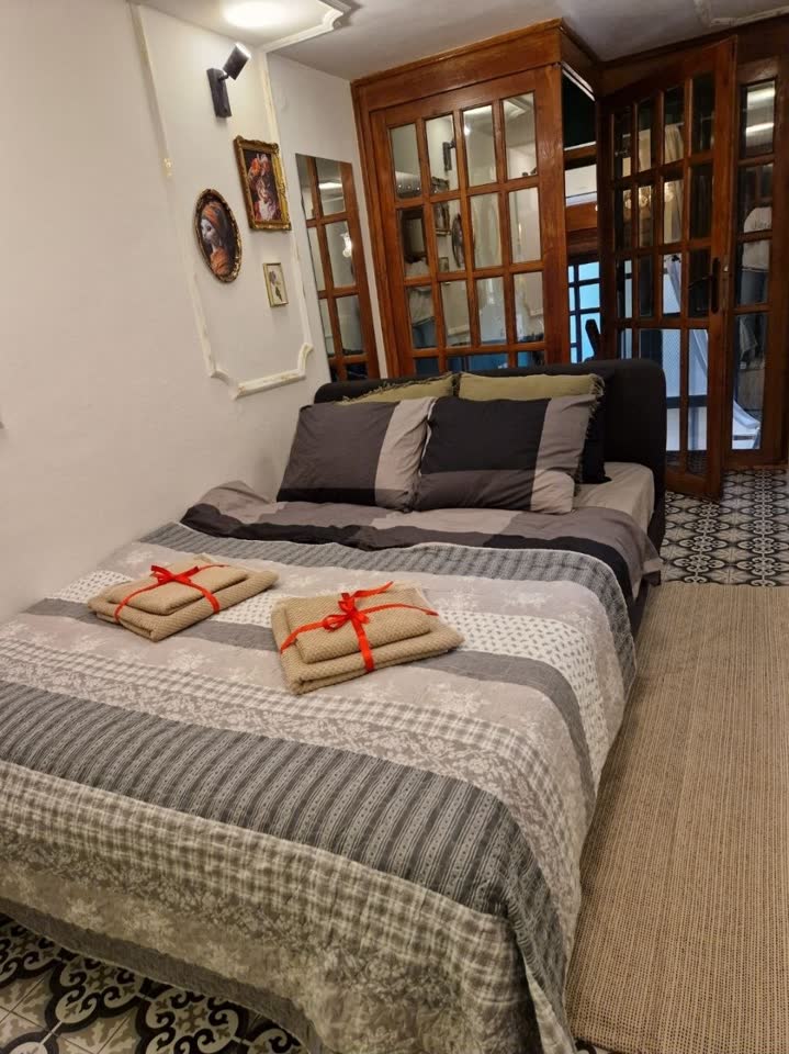 Izdajem mini studio na Slaviji na 17 noćenja