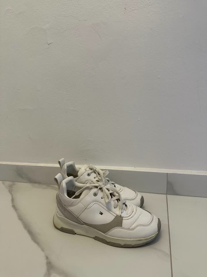 Ženske patike Tommy Hilfiger, broj 37