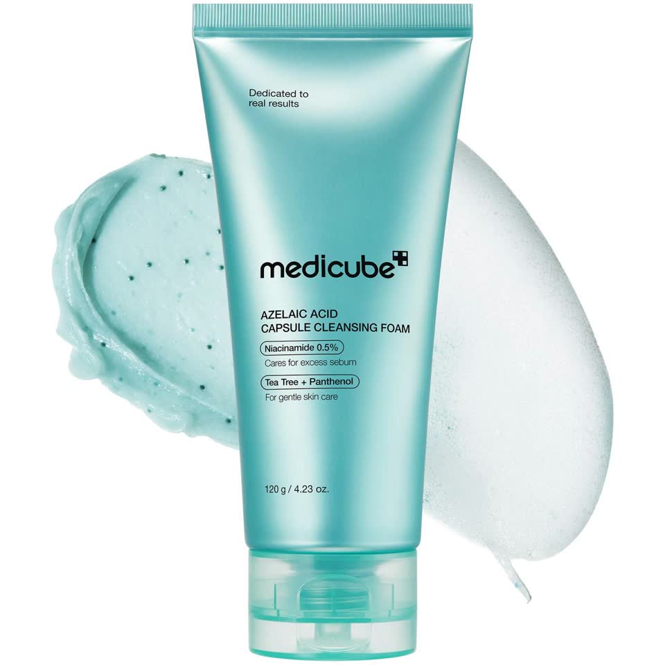 Čistaća pena medicube Azelaic Acid Niacinamide Deep Clean Foam Cleanser