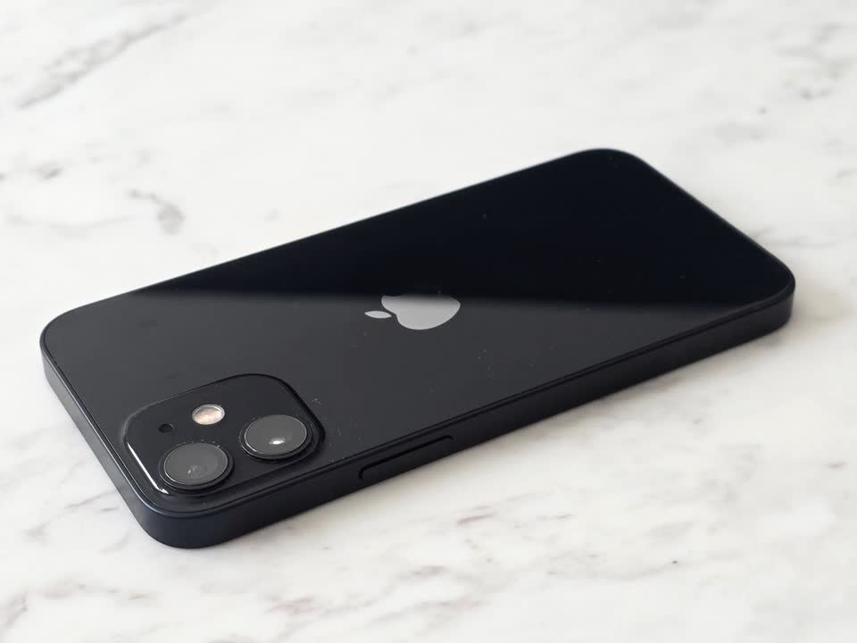 iPhone 12 mini 64GB, nano + eSIM, crni